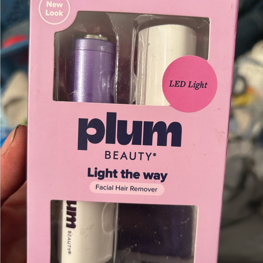 Plum Beauty Light the Way Facial Hair Remover - Purple/White